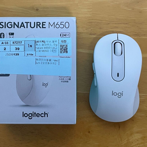 로지텍 마우스 M650 오프화이트 팝니다.