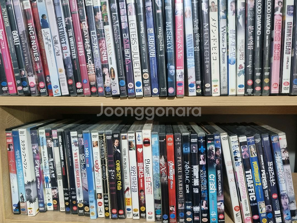 정품 외국 영화 한편당 2천원에 아주 저렴하게 판매해요--0