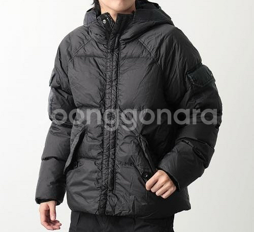 텐씨 TEN C 아이스드 콤보 다운 자켓 블랙--2