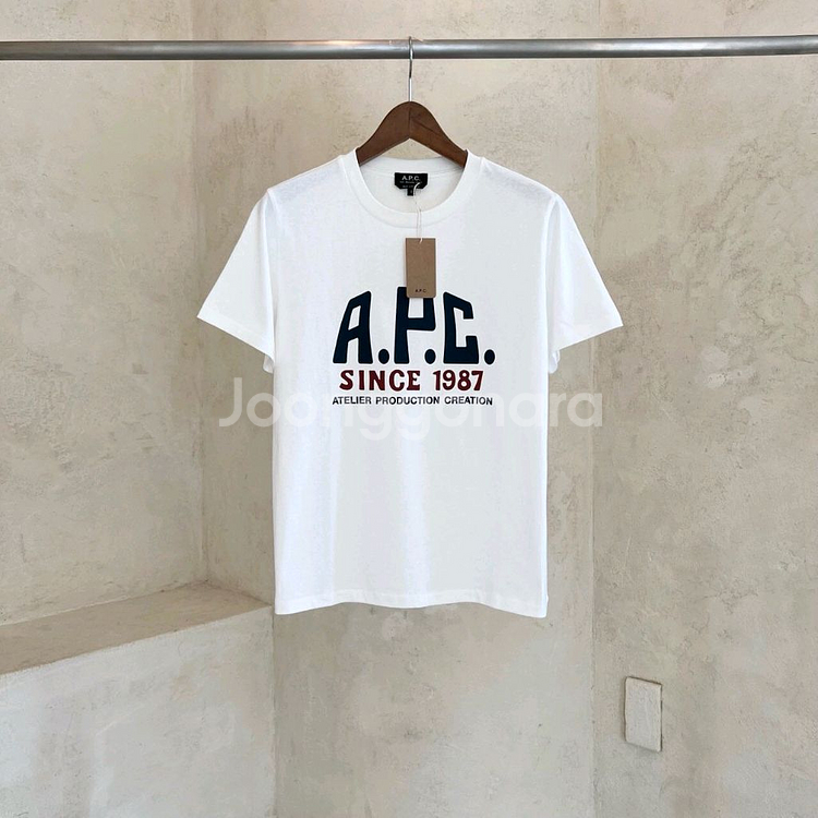 아페쎄 프린트 라벨 티셔츠--1