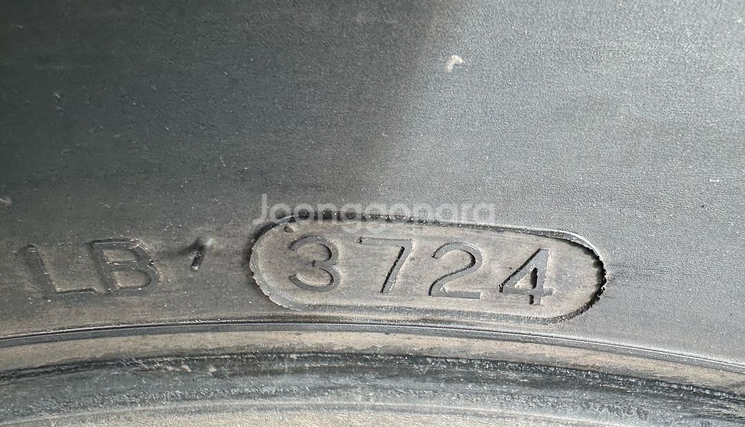 235 60 17한국중고타이어한대분2356017--4