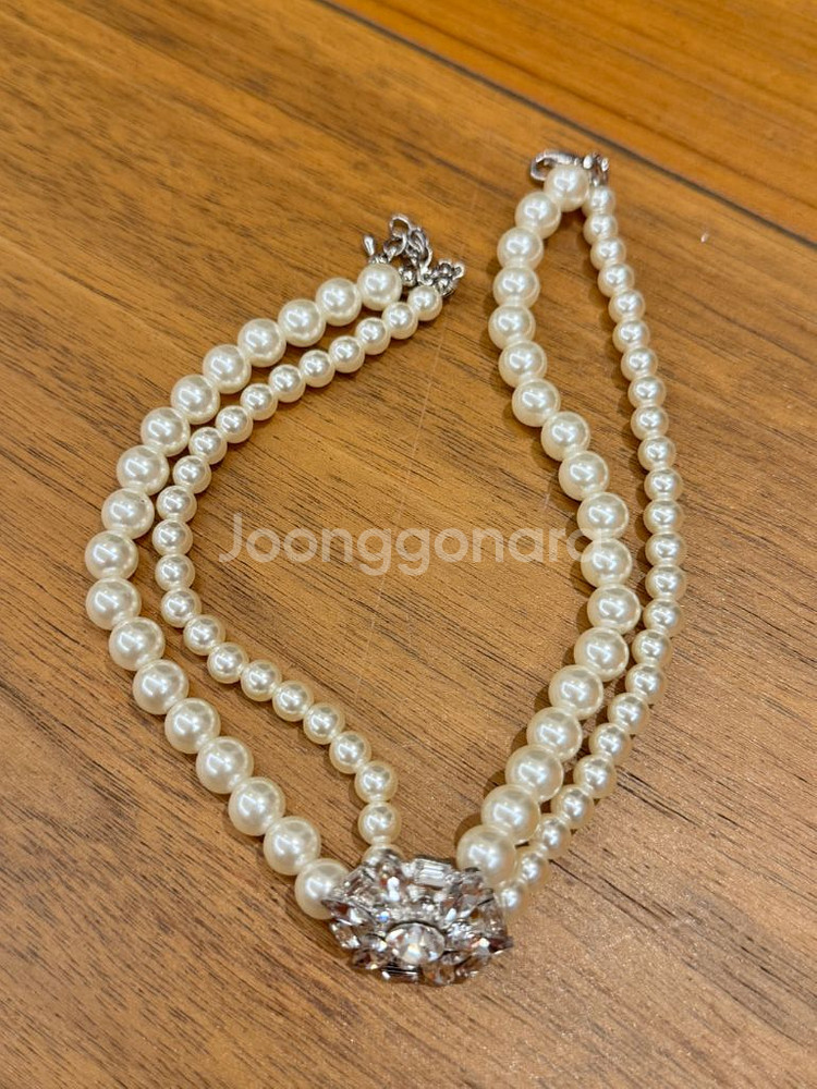 아이돌이 착용한 크리스탈 팔찌와 진주 목걸이 완전새것--4