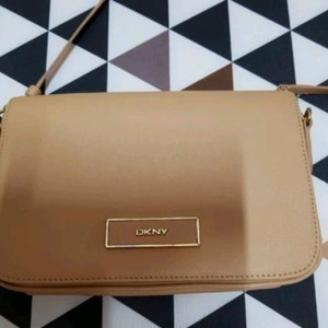 DKNY 사피아노소가죽가방 숄더겸 크로스백,핸드백 이미지