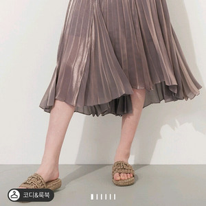 타임 언밸런스 플리츠 스커트 44