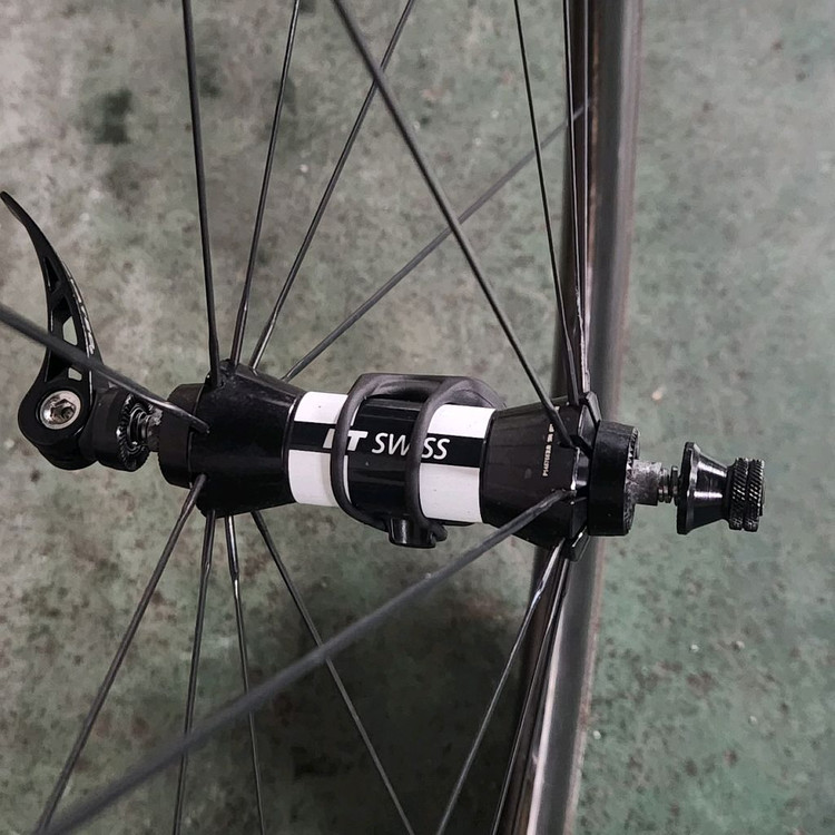 펠로톤 스타라쳇 54t 카본 로드 휠--1