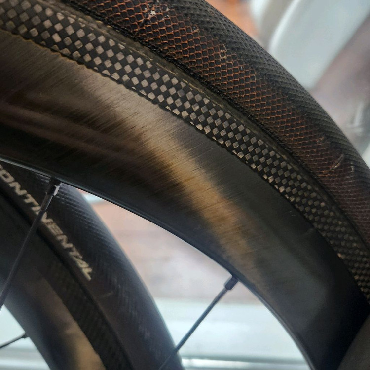 펠로톤 스타라쳇 54t 카본 로드 휠--3