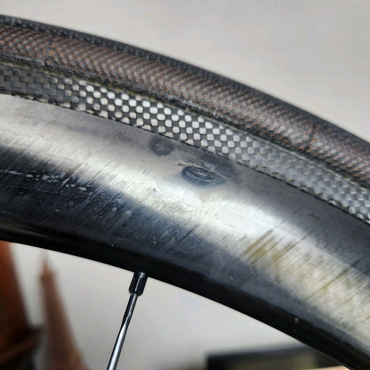 펠로톤 스타라쳇 54t 카본 로드 휠--6