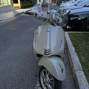 VESPA GTS300 이미지