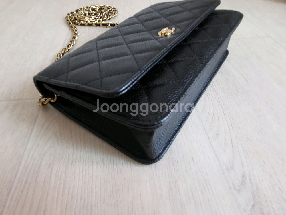 10월만할인>샤넬 클래식 woc 캐비어 금장--2