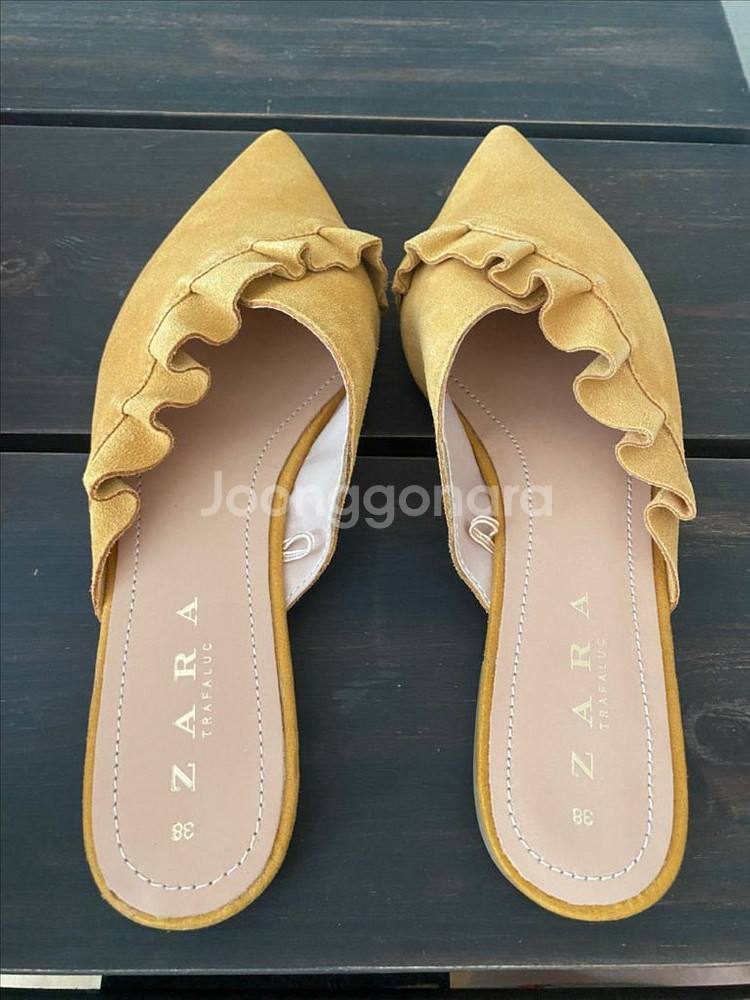 [미사용]ZARA 자라 프릴 뮬 슬리퍼--1