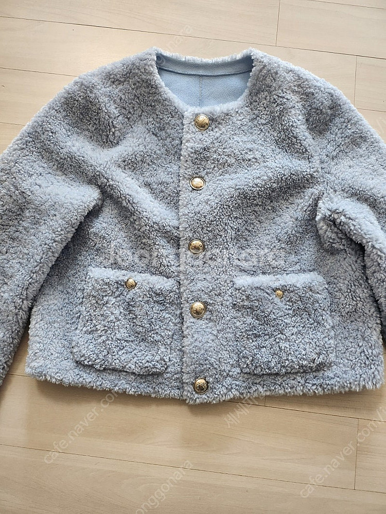 온앤온 부글 에코무스탕 숏자켓--6