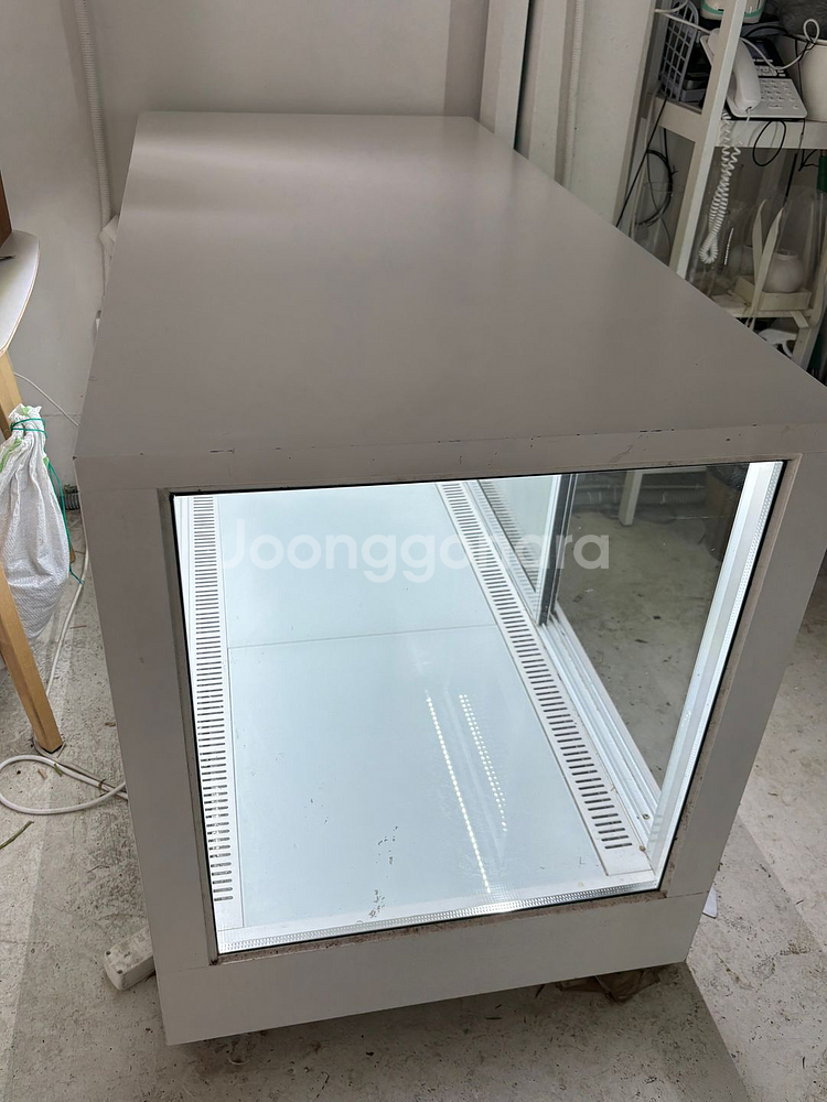 테이블형 꽃냉장고 1500판매합니다--0