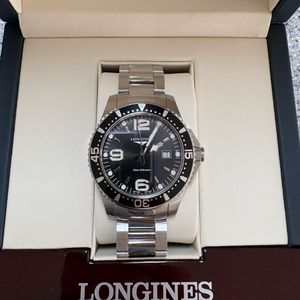 론진 하이드로 콘퀘스트 쿼츠39mm