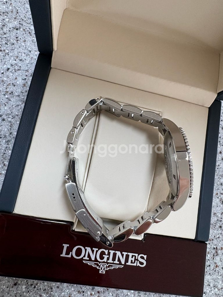 론진 하이드로 콘퀘스트 쿼츠39mm--2