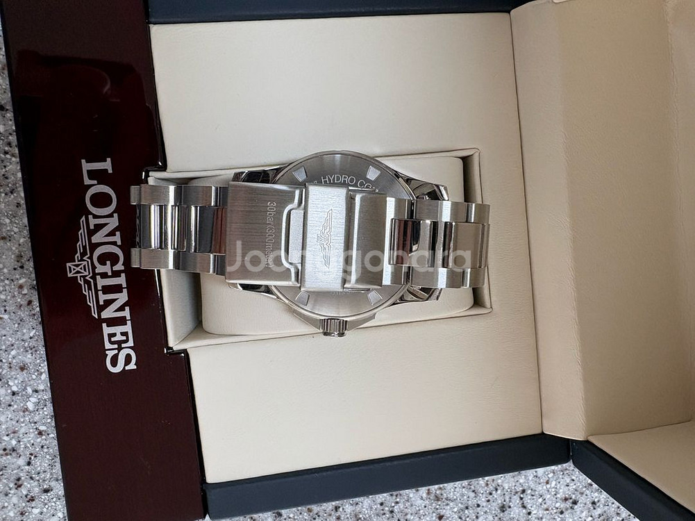 론진 하이드로 콘퀘스트 쿼츠39mm--3