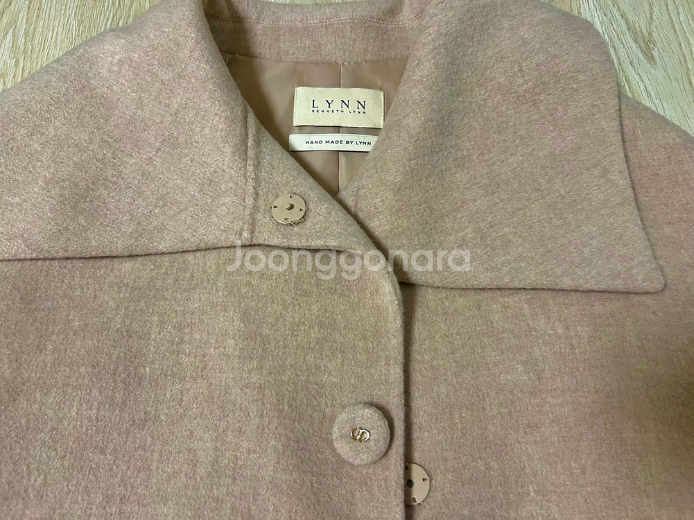 LYNN 케이프 카라 캐시미어 베이지 코트 핸드메이드--4