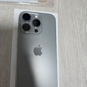 아이폰 16프로 256GB 내츄럴티타늄