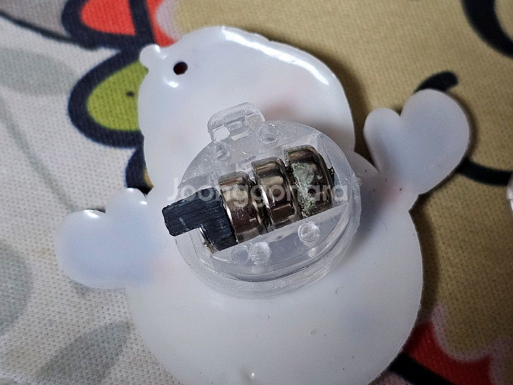 크리스마스 산타 헤어 머리핀 LED삔 7개일괄--5