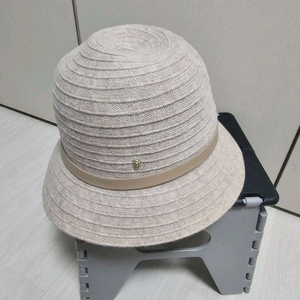 헬렌카민스키 타닐라 크림