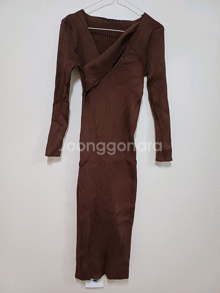 사선 골지 슬림핏 롱 원피스 44-55--8