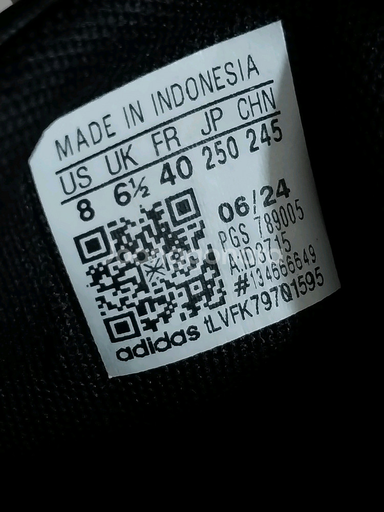 아디다스 코트베이스 운동화 250사이즈--5