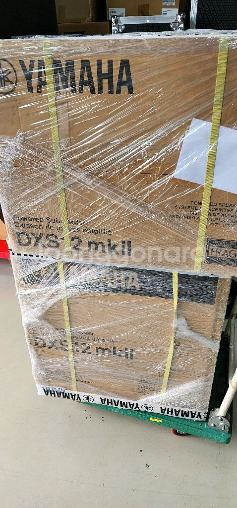 야마하 DXS12mkII 파워드스피커 /12인치950W--1