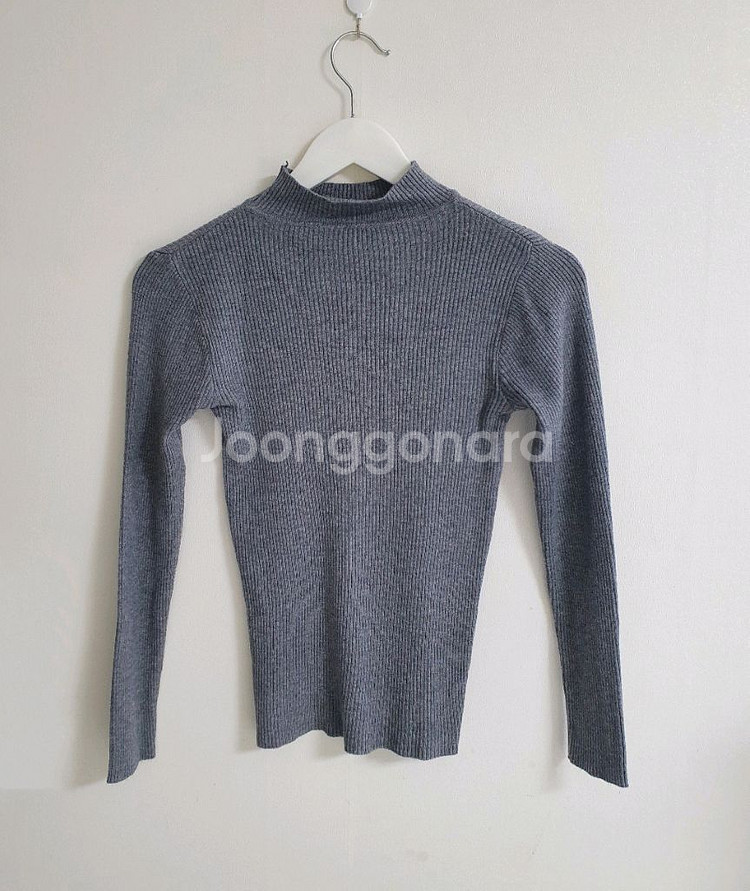 미착용)그레이 골지 반목티--0