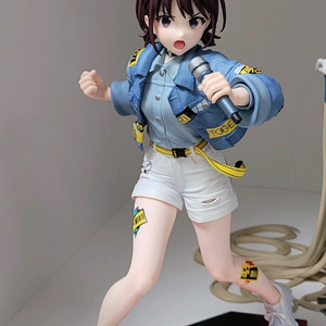 특전) 코토부키야 걸즈밴드크라이 니나 피규어 걸밴크