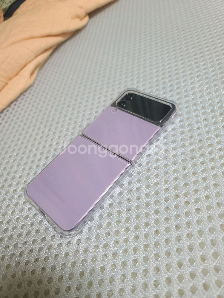 갤럭시 Z Flip4 512 입니다.--2