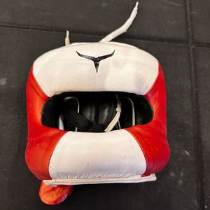 투이스코 303 코보호 헤드기어 화이트 & 레드