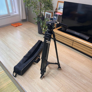 스몰리그 삼각대 freeBlazer 3989 팜니다