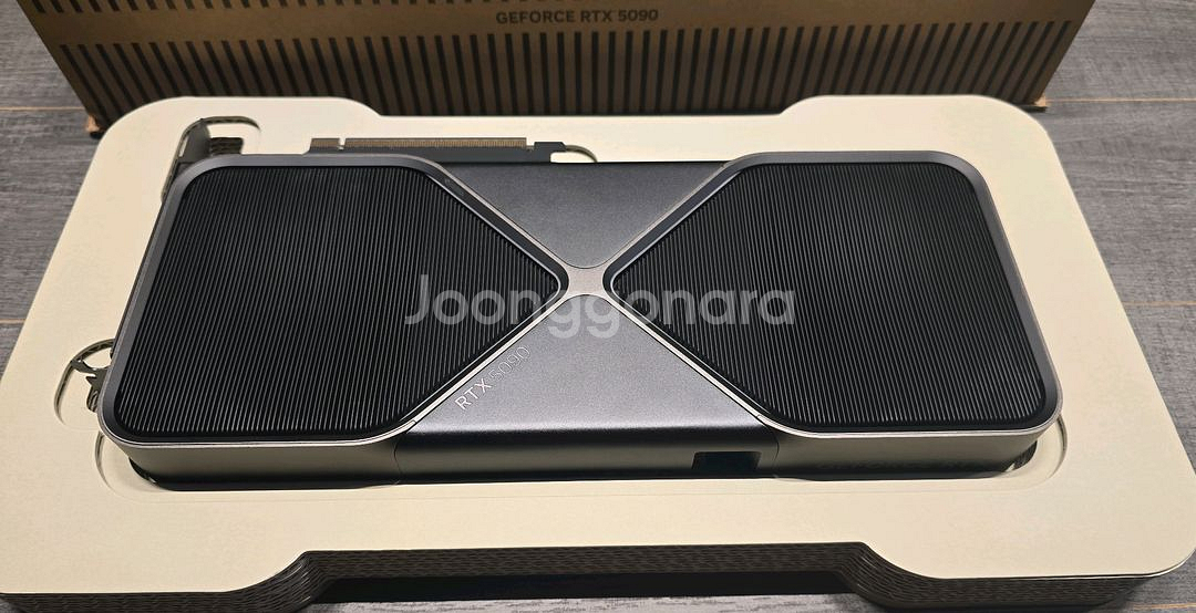 RTX 5090FE 파운더스 에디션 팝니다.--1