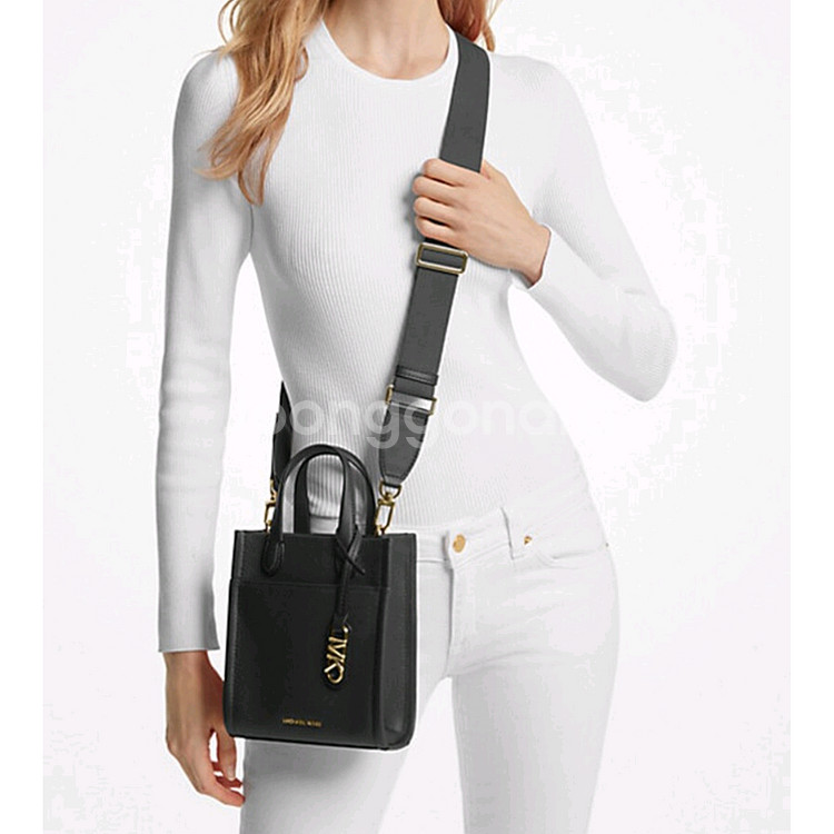 마이클코어스 소가죽 미니 크로스바디백--6