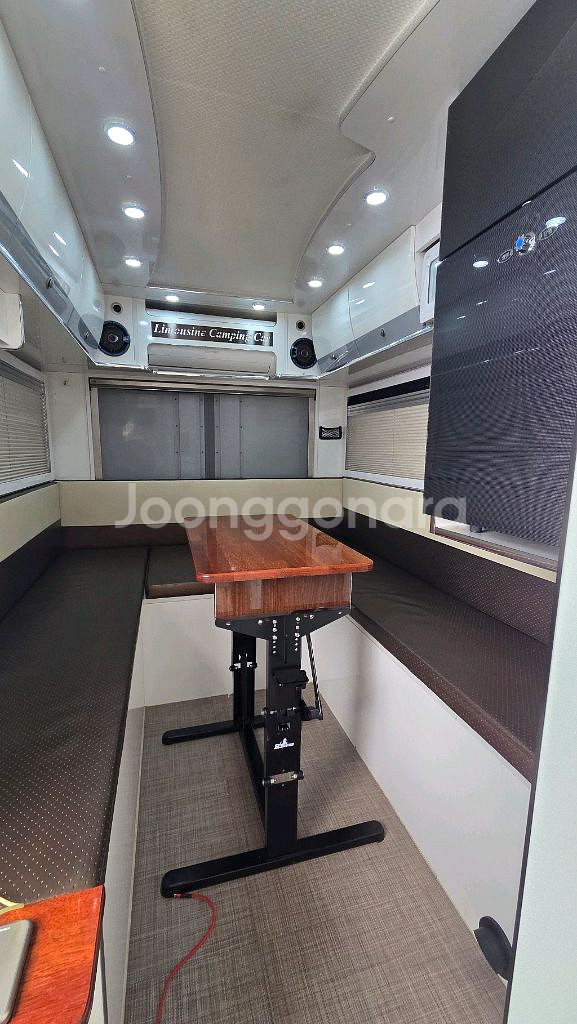 소나330 워크스루밴 캠핑카--4