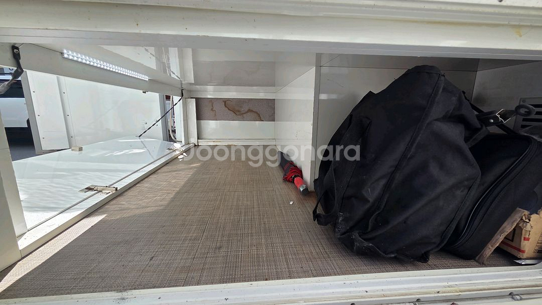 소나330 워크스루밴 캠핑카--7