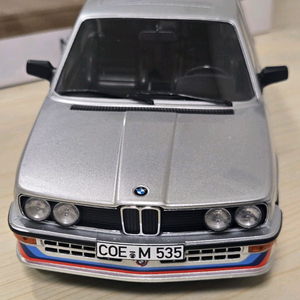 1:18 노레브 bmw m535 다이캐스트 팝니다.