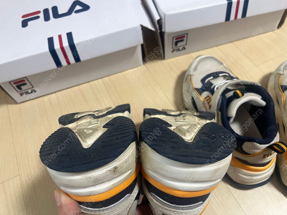 휠라 운동화 (쌍둥이신발) 200사이즈--3