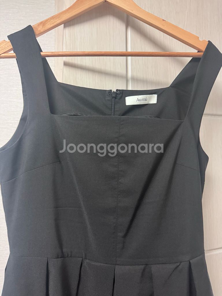 오뮤 스퀘어넥원피스 L사이즈 택포--5