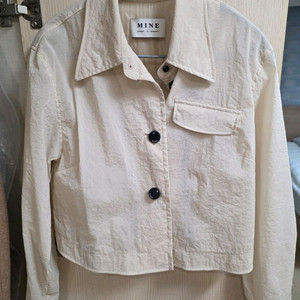 한섬 마인 크링클 크롭 자켓