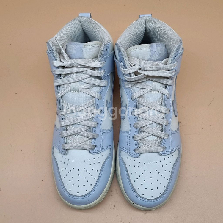 나이키 덩크 하이 여성하이탑235--1