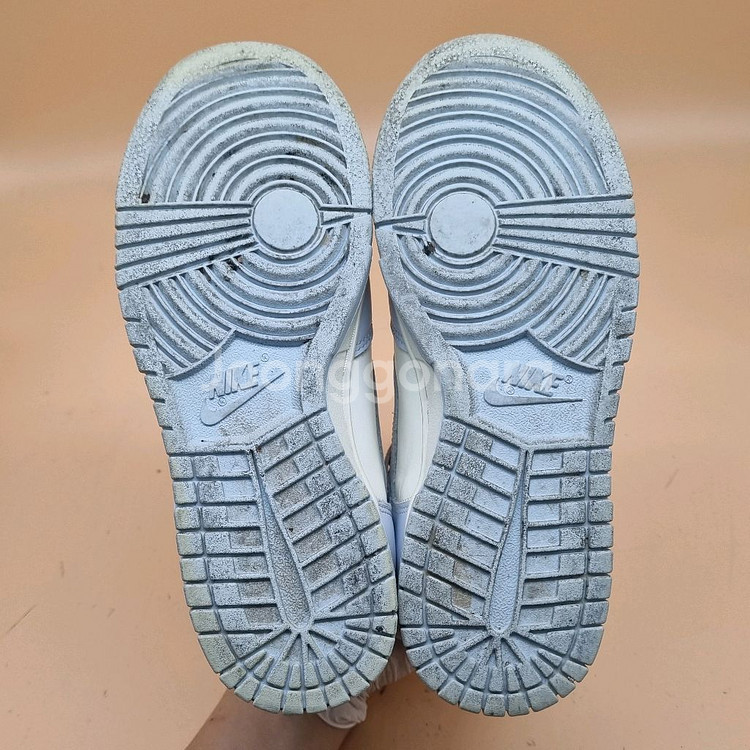 나이키 덩크 하이 여성하이탑235--2