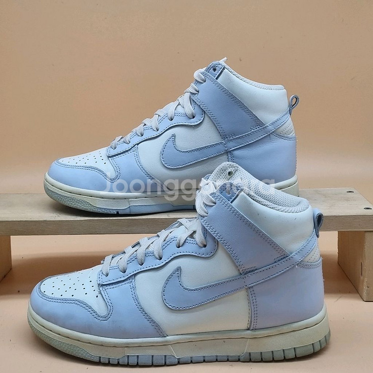 나이키 덩크 하이 여성하이탑235--0