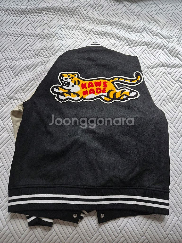 휴먼메이드 x 카우스 바시티 자켓--2