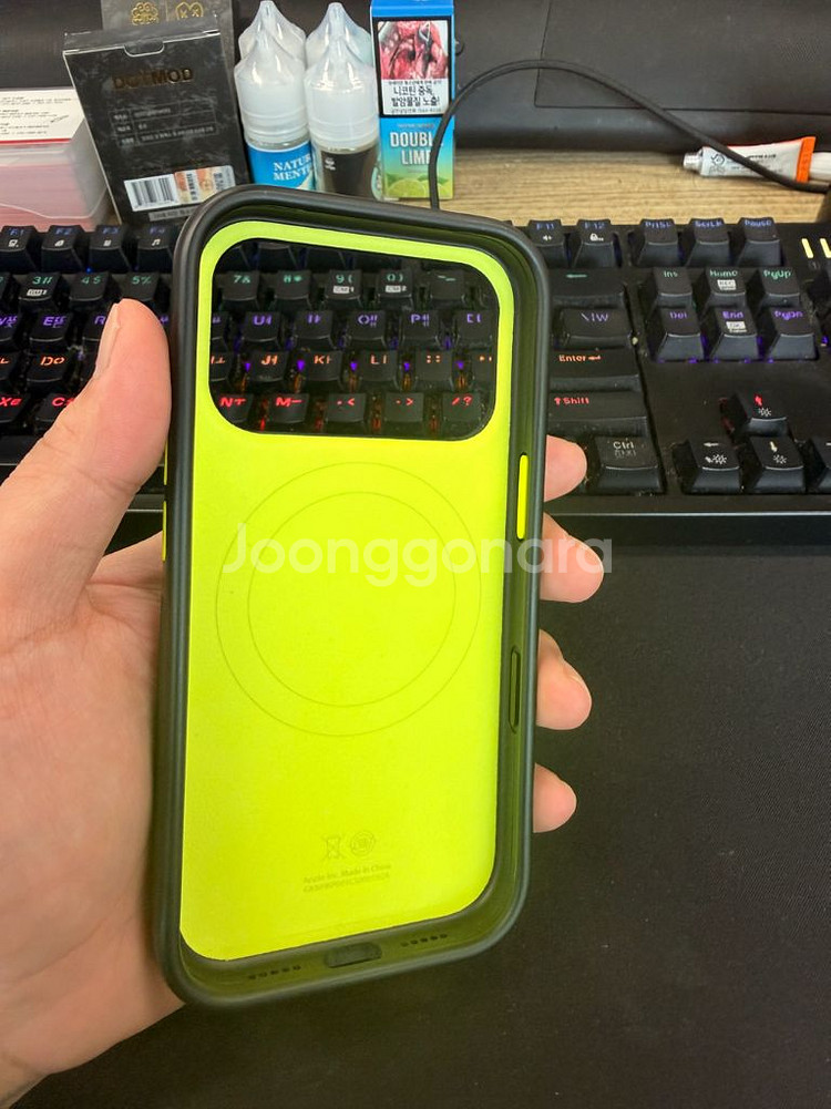 아이폰 17프로 비츠 러기지케이스--1