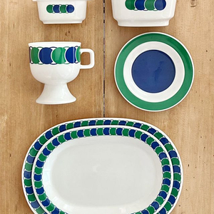 커먼키친 레트로 체인 시리즈 컵앤소서 및 플레이트 판매