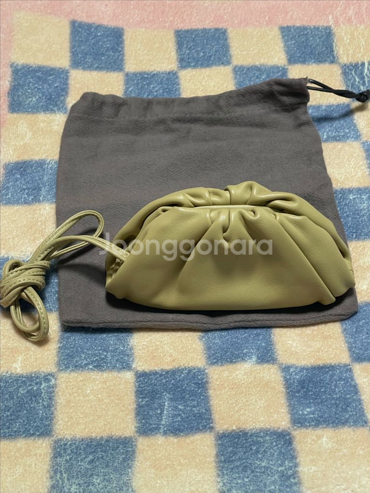 보테가베네타 버터카프 미니 동전지갑--0