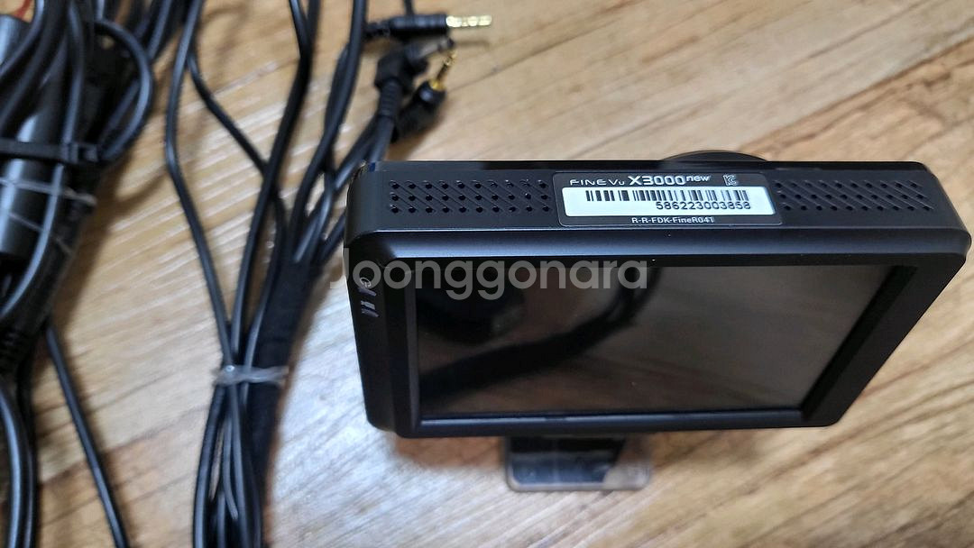 파인뷰 x3000new 블랙박스 판매합니다.--1