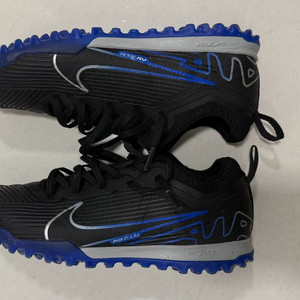 나이키 머큐리얼 베이퍼 15 프로 TF 풋살화 235