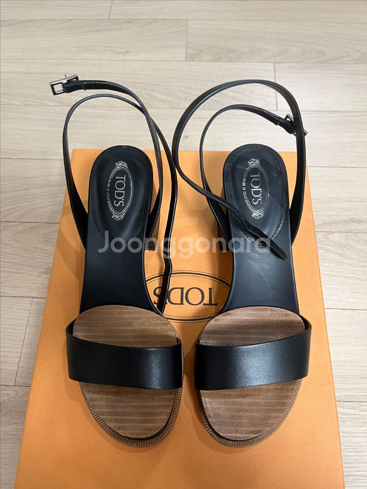 Tods 샌들 34.5 사이즈 블랙 색상--2