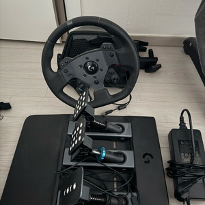 로지텍 G Pro DD 레이싱휠 + 페달